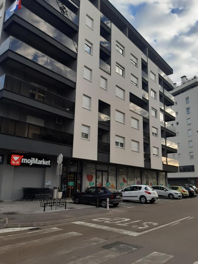 Apartman Danilo บันยาลูกา ภายนอก รูปภาพ